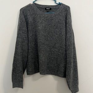 NWT DKNY cashmere blend crew sweater. Size M